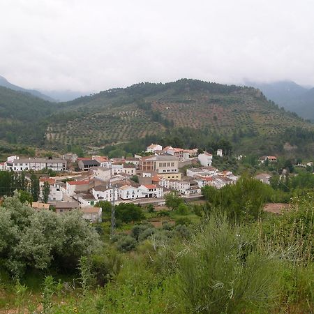 El Enebro Villa Villaverde De Guadalimar Eksteriør billede